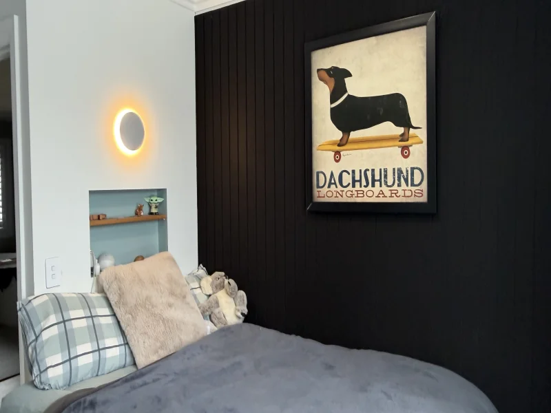 Bedroom feature wall